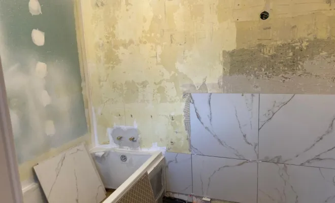 Rénovation d'une salle de bain Marbre et bois , Annecy, Impoco Catania